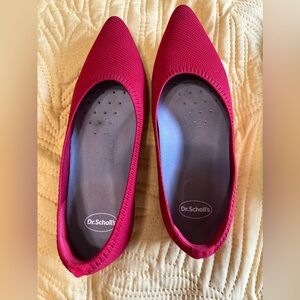 Vivaia flats.  Size 7.5. (38)